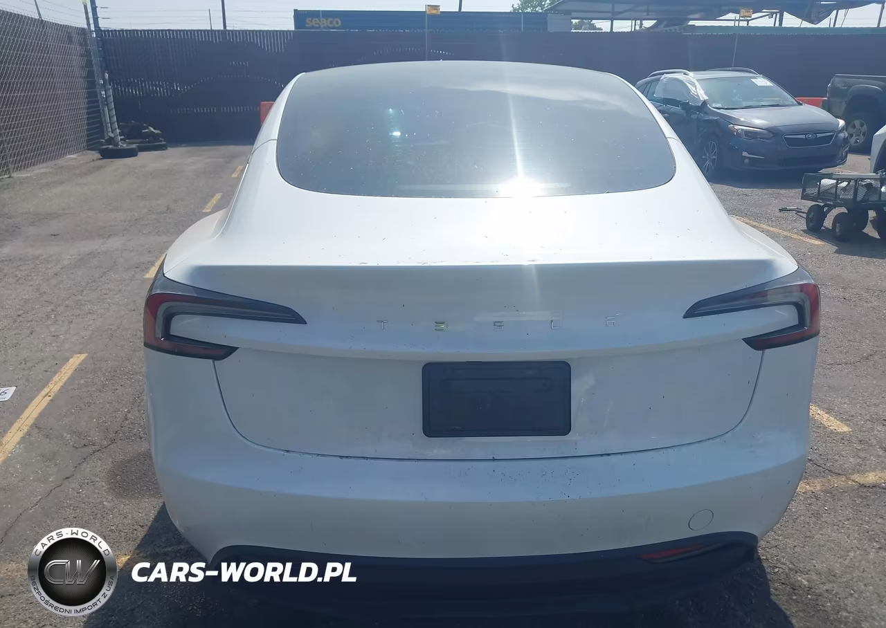 2024 Tesla Model 3 VIN:5YJ3E1EAXRF831266 - 15