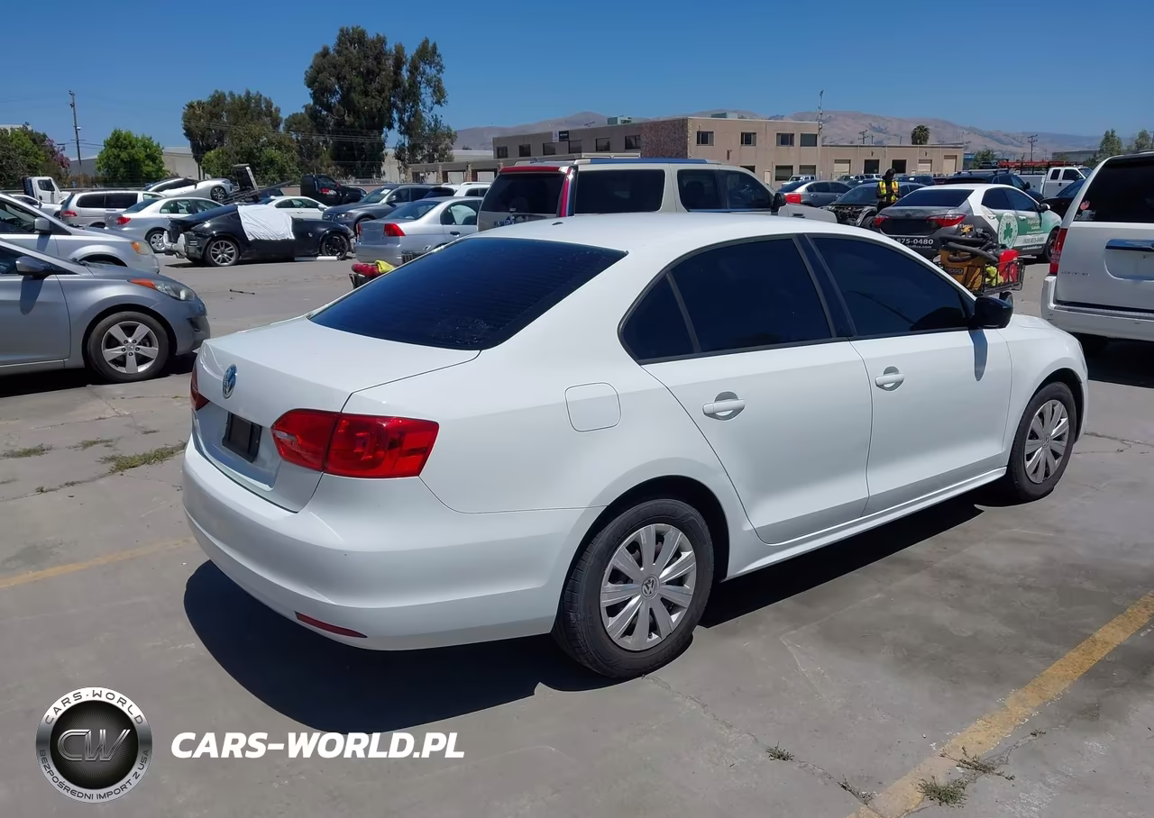 2014 Volkswagen Jetta 2.0L S VIN:3VW2K7AJ0EM413329 - 4