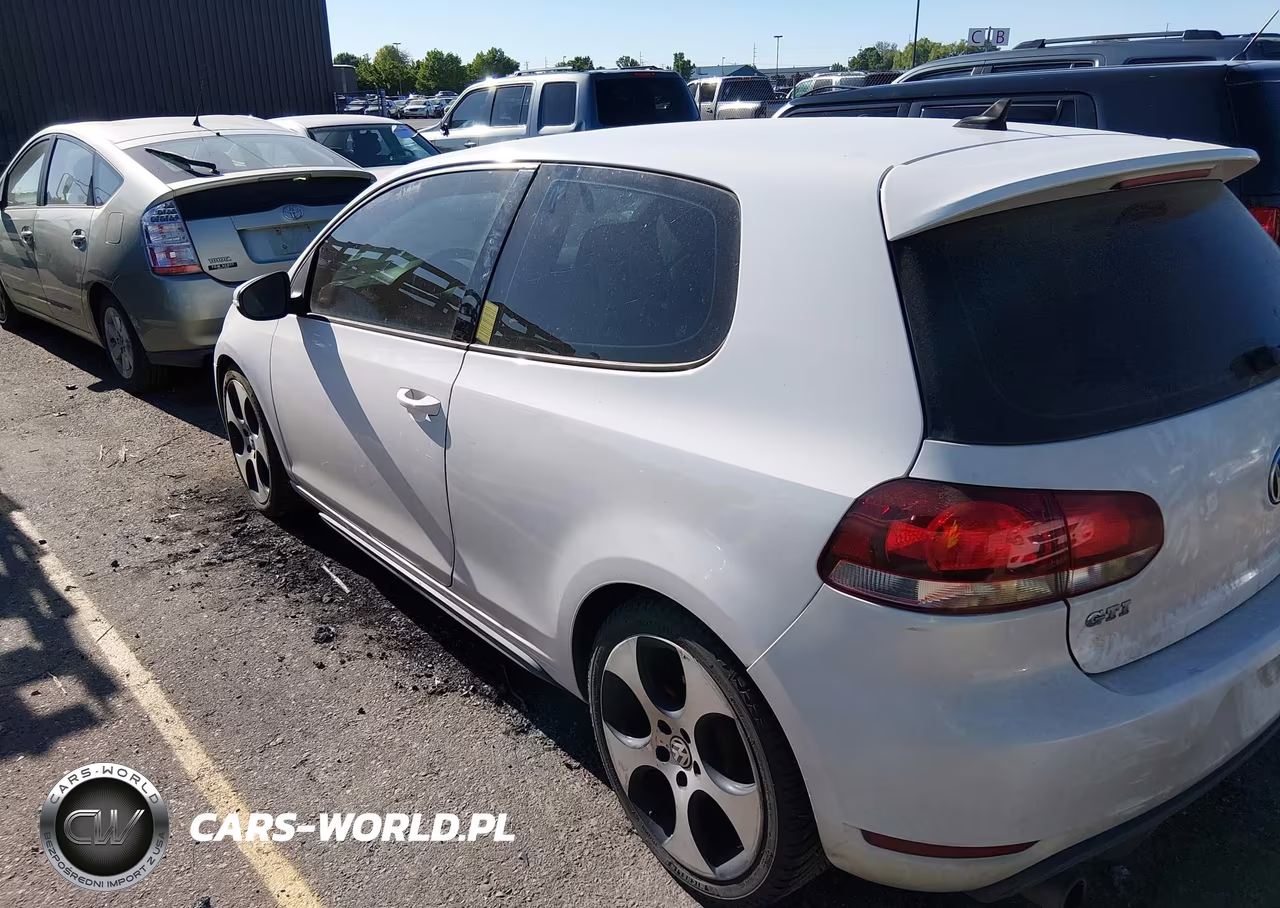 2011 Volkswagen Gti 2-Door VIN:WVWFV7AJ5BW135843 - 3