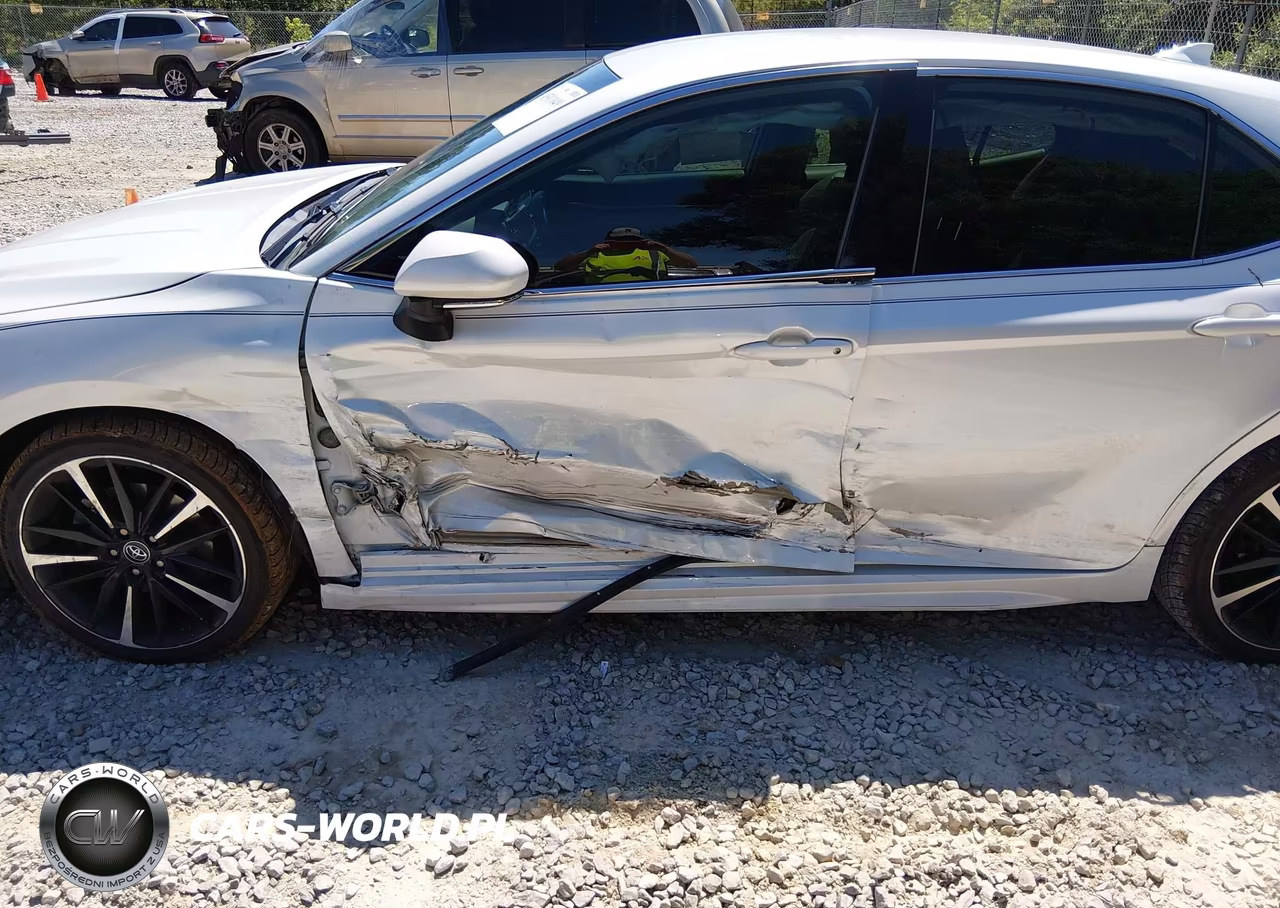 2019 Toyota Camry Xse VIN:4T1B61HK2KU800423 - 6