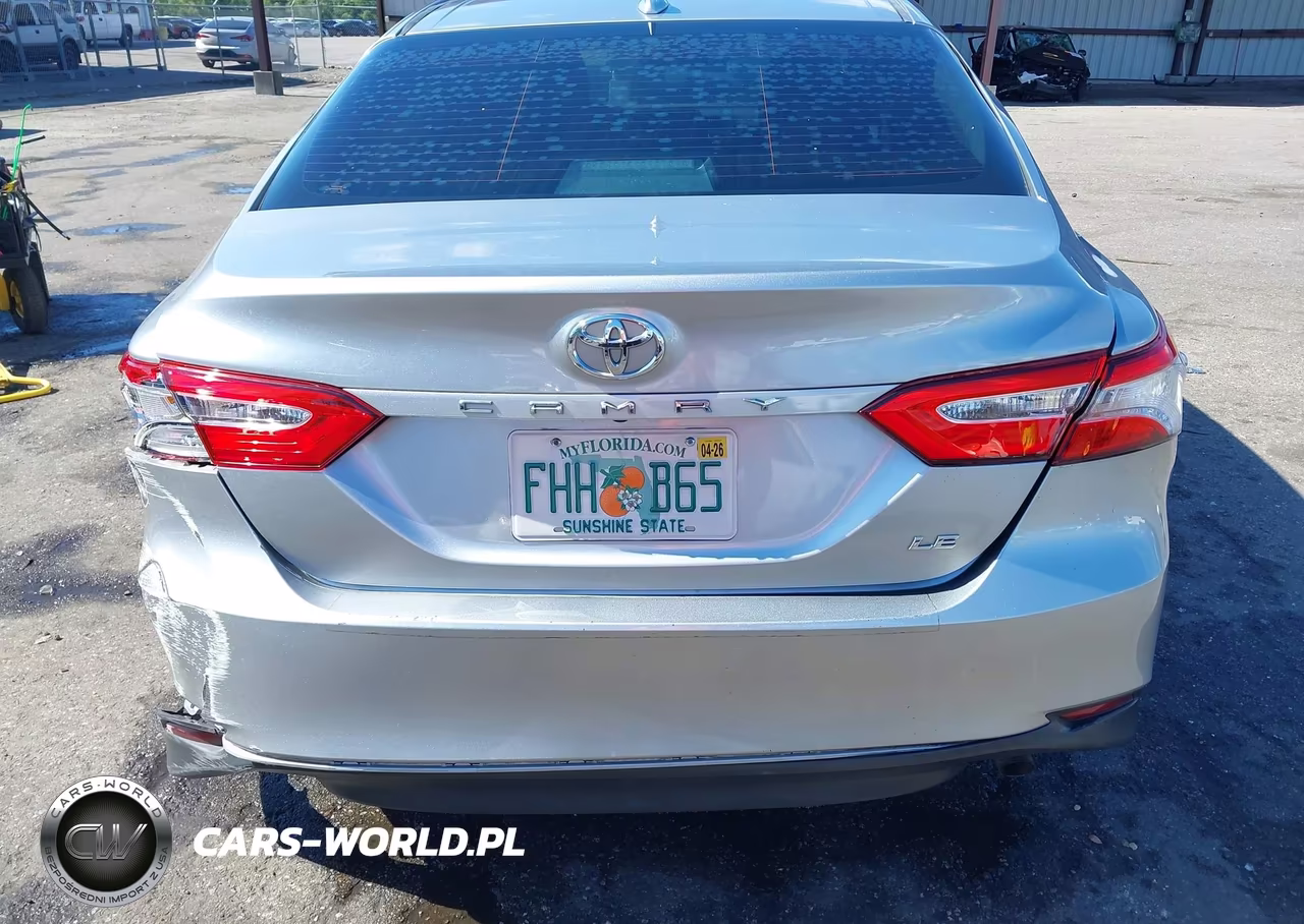 2020 Toyota Camry Le VIN:4T1C11AKXLU971418 - 15
