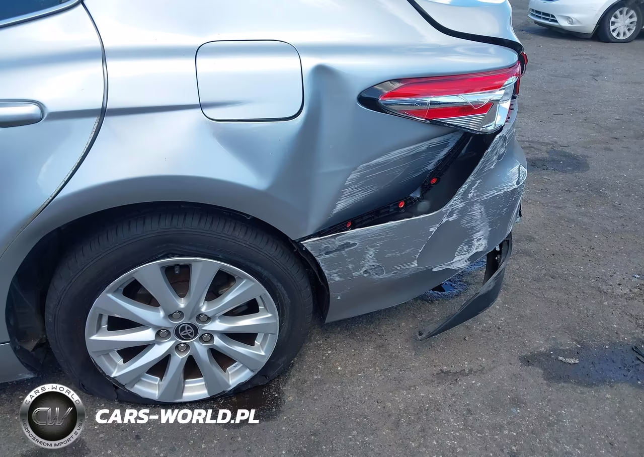 2020 Toyota Camry Le VIN:4T1C11AKXLU971418 - 6