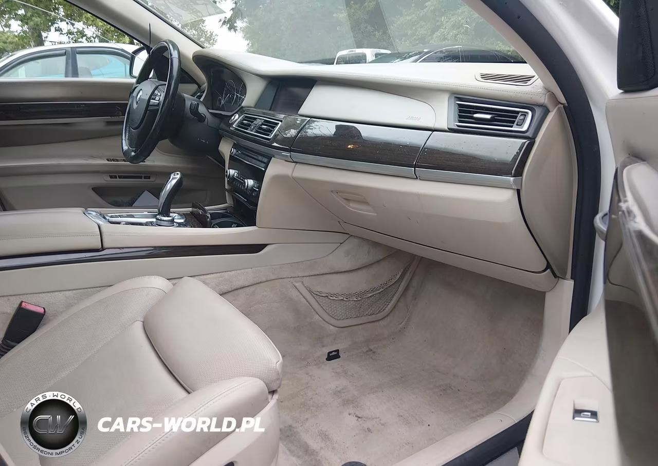2009 BMW 750Li VIN:WBAKB83579CY62634 - 5