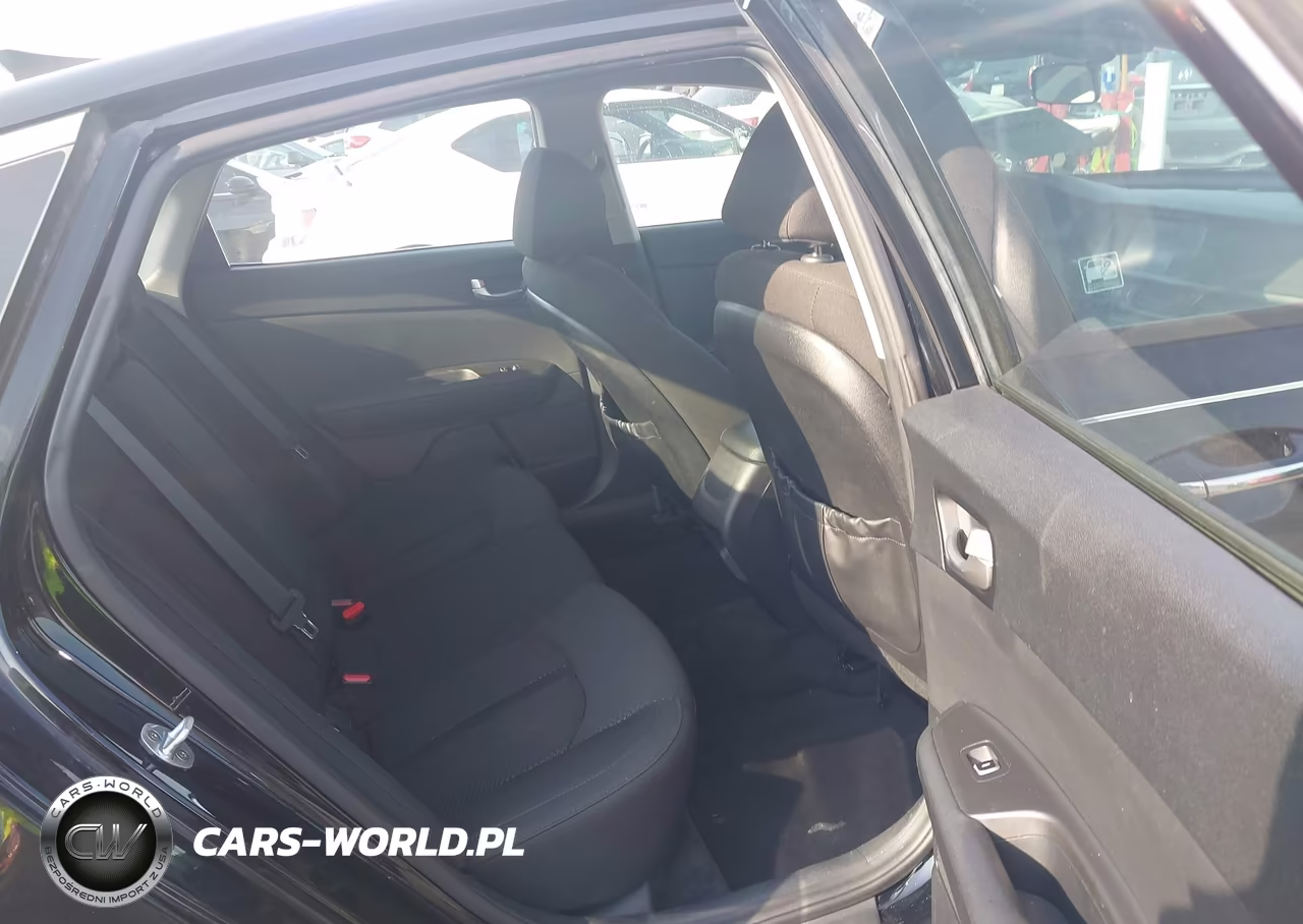 2018 Kia Optima Lx VIN:5XXGT4L39JG196846 - 8