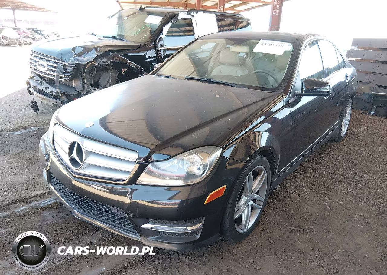 2013 Mercedes-Benz C 300 Sport 4Matic VIN:WDDGF8AB4DR279830 - 2
