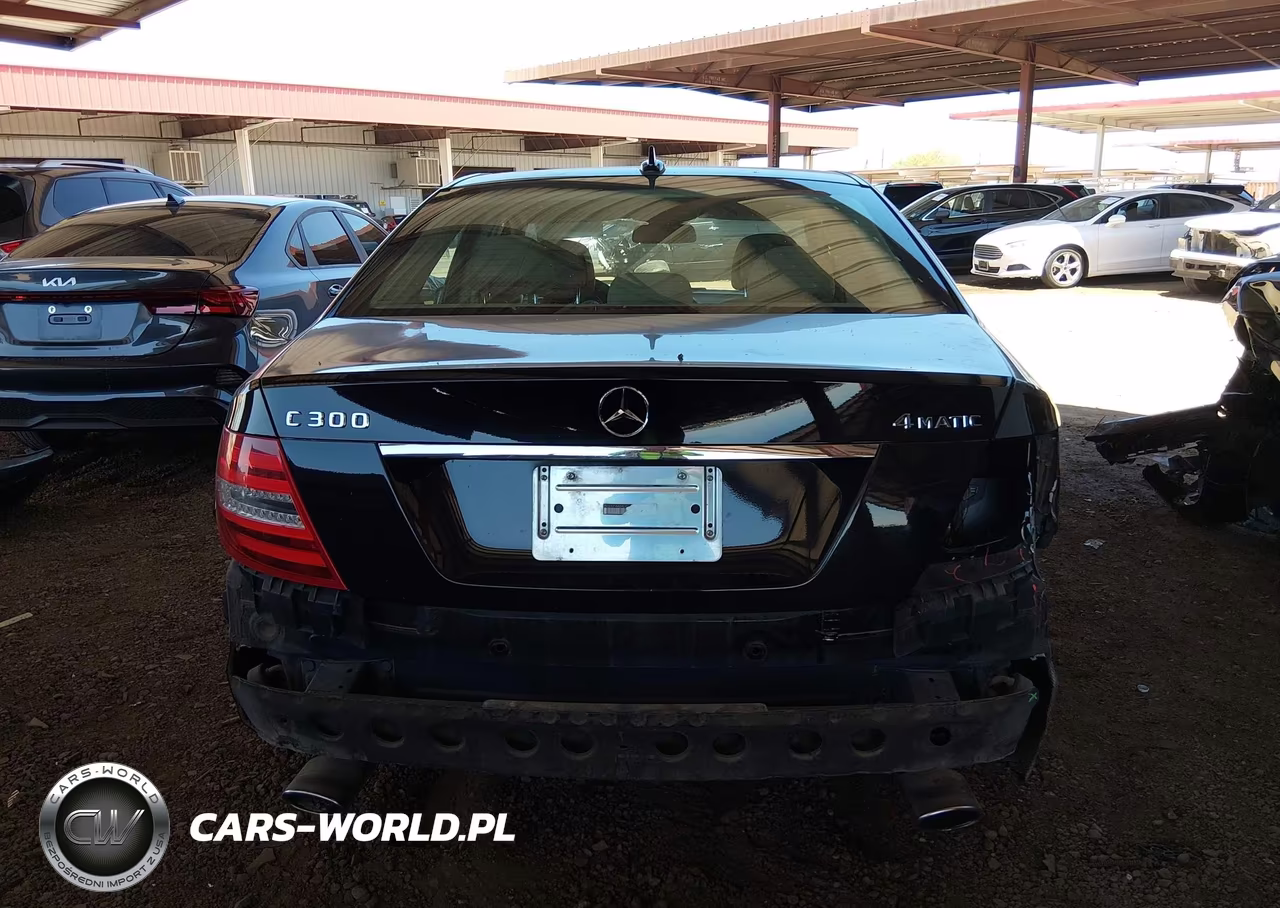 2013 Mercedes-Benz C 300 Sport 4Matic VIN:WDDGF8AB4DR279830 - 6