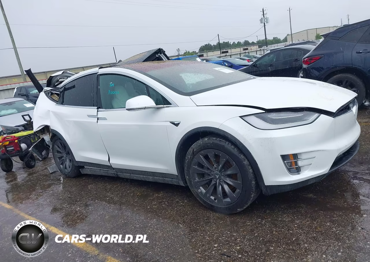 2017 Tesla Model X VIN:5YJXCBE20HF077069 - 12