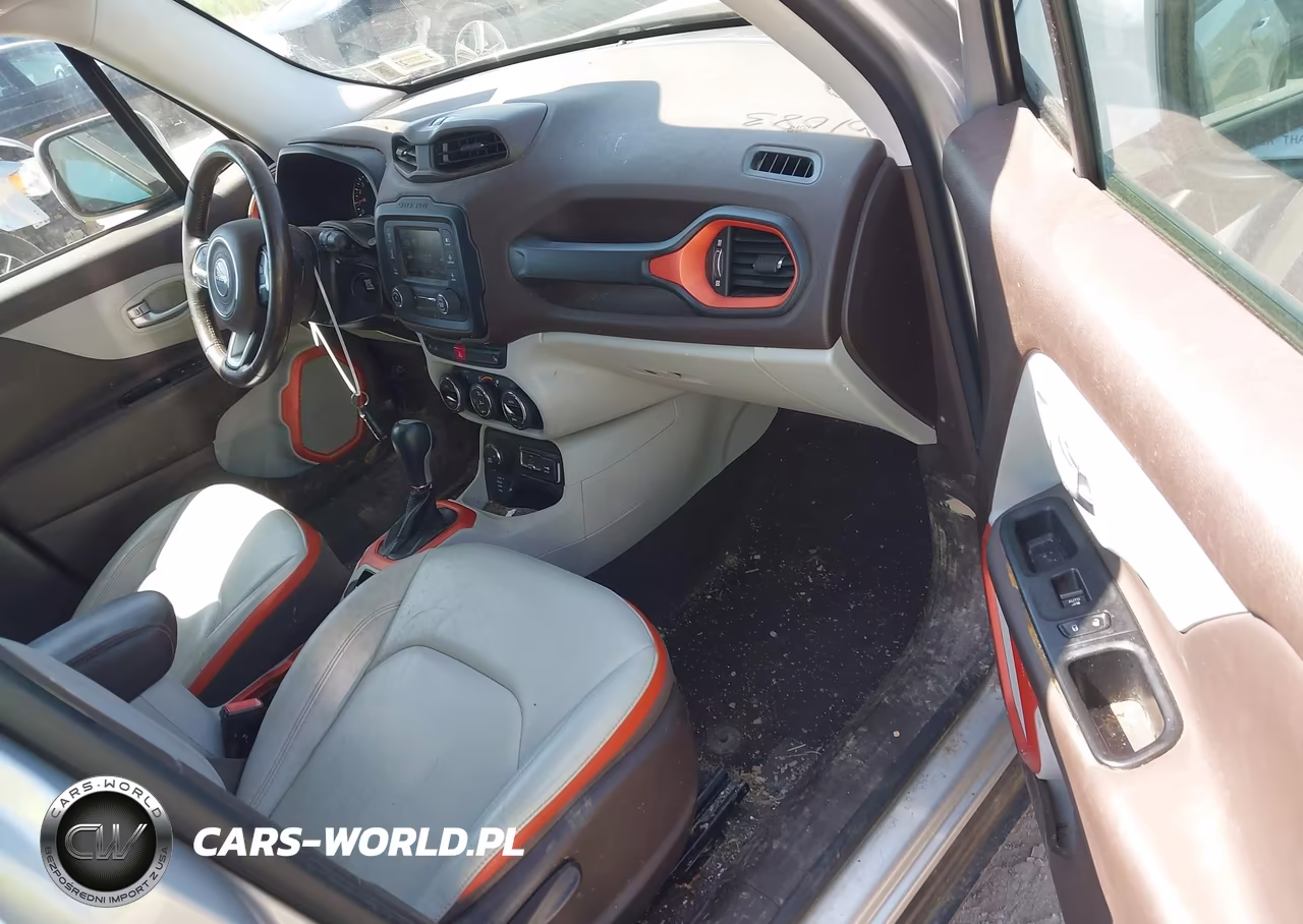 2015 Jeep Renegade Limited VIN:ZACCJBDT8FPC05482 - 5