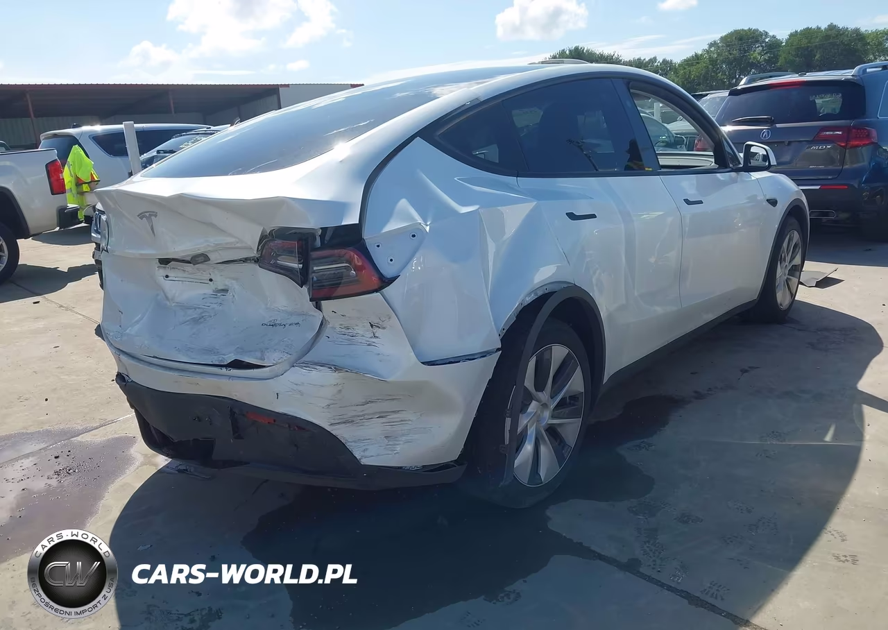 2023 Tesla Model Y Awd-Long Range Dual Motor All-Wheel Drive VIN:7SAYGDEE1PA131363 - 4
