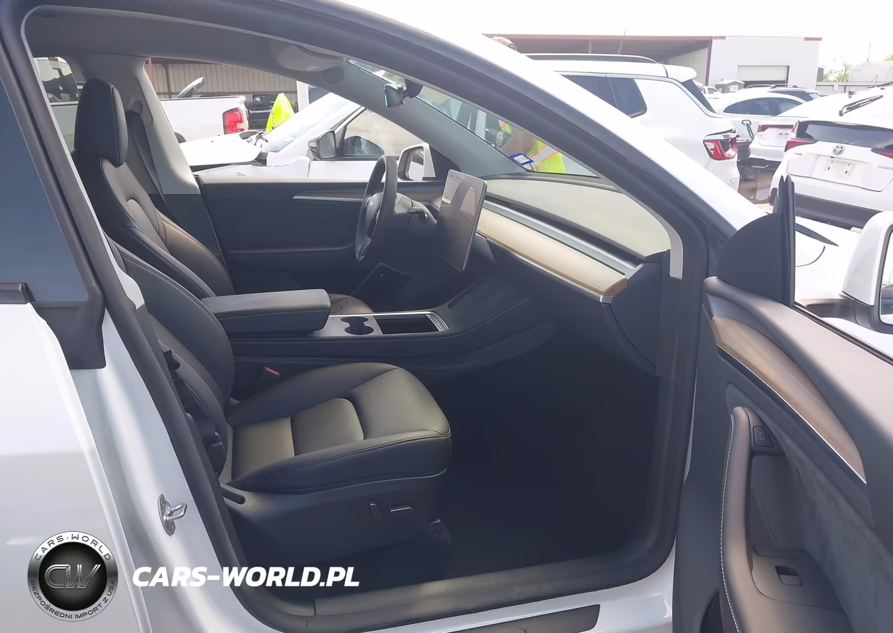 2023 Tesla Model Y Awd-Long Range Dual Motor All-Wheel Drive VIN:7SAYGDEE1PA131363 - 5