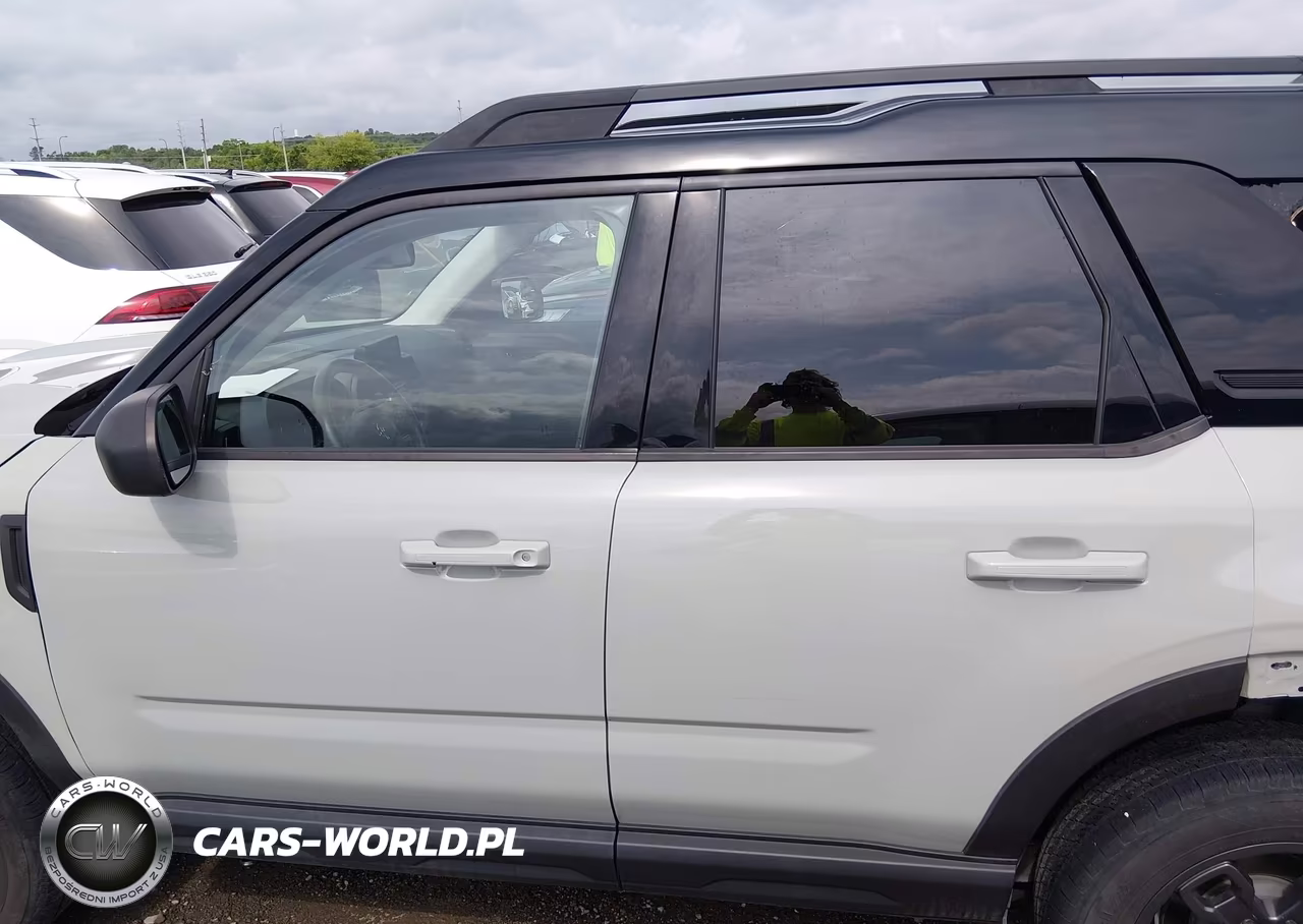 2022 Ford Bronco Sport Outer Banks VIN:3FMCR9C60NRD88406 - 15