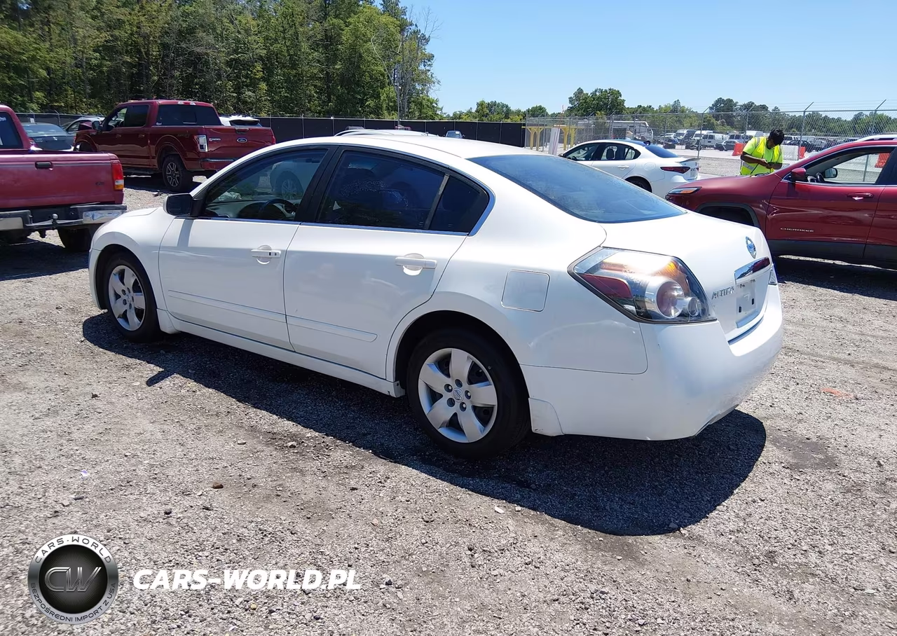 2008 Nissan Altima 2.5 S VIN:1N4AL21EX8N417373 - 3