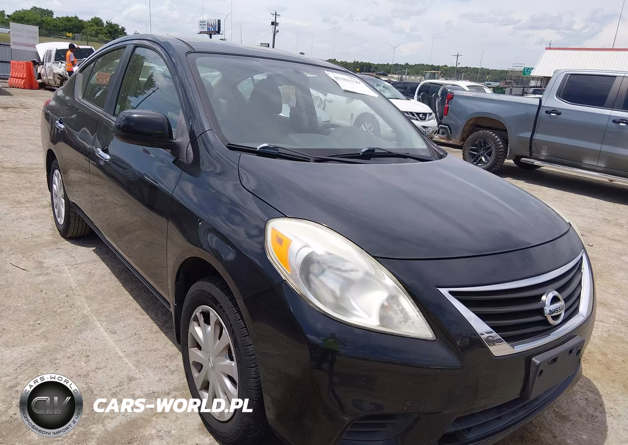 2012 Nissan Versa 1.6 Sv – zdjęcie 1 z 11