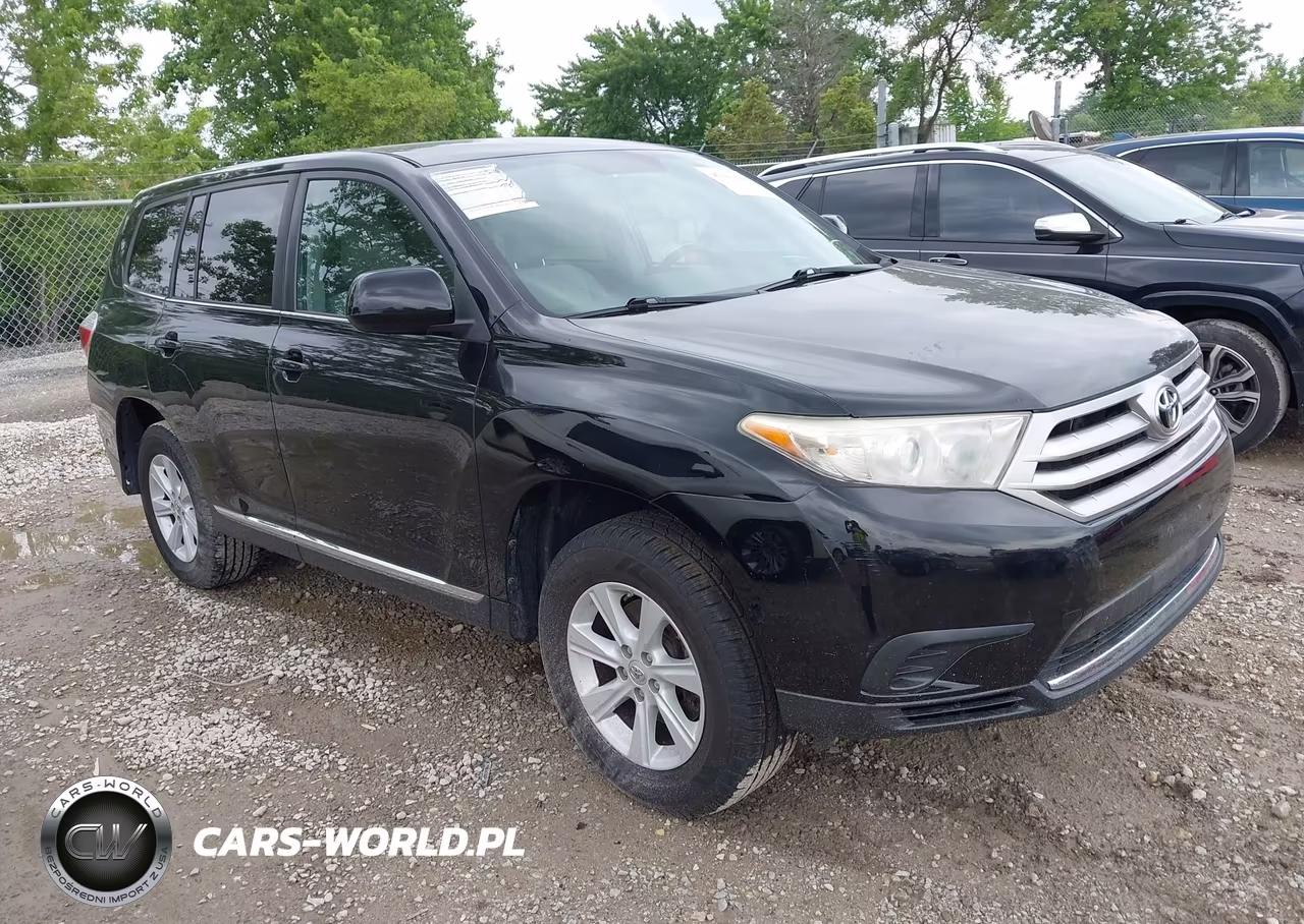 2013 Toyota Highlander Base V6 – zdjęcie 1 z 16