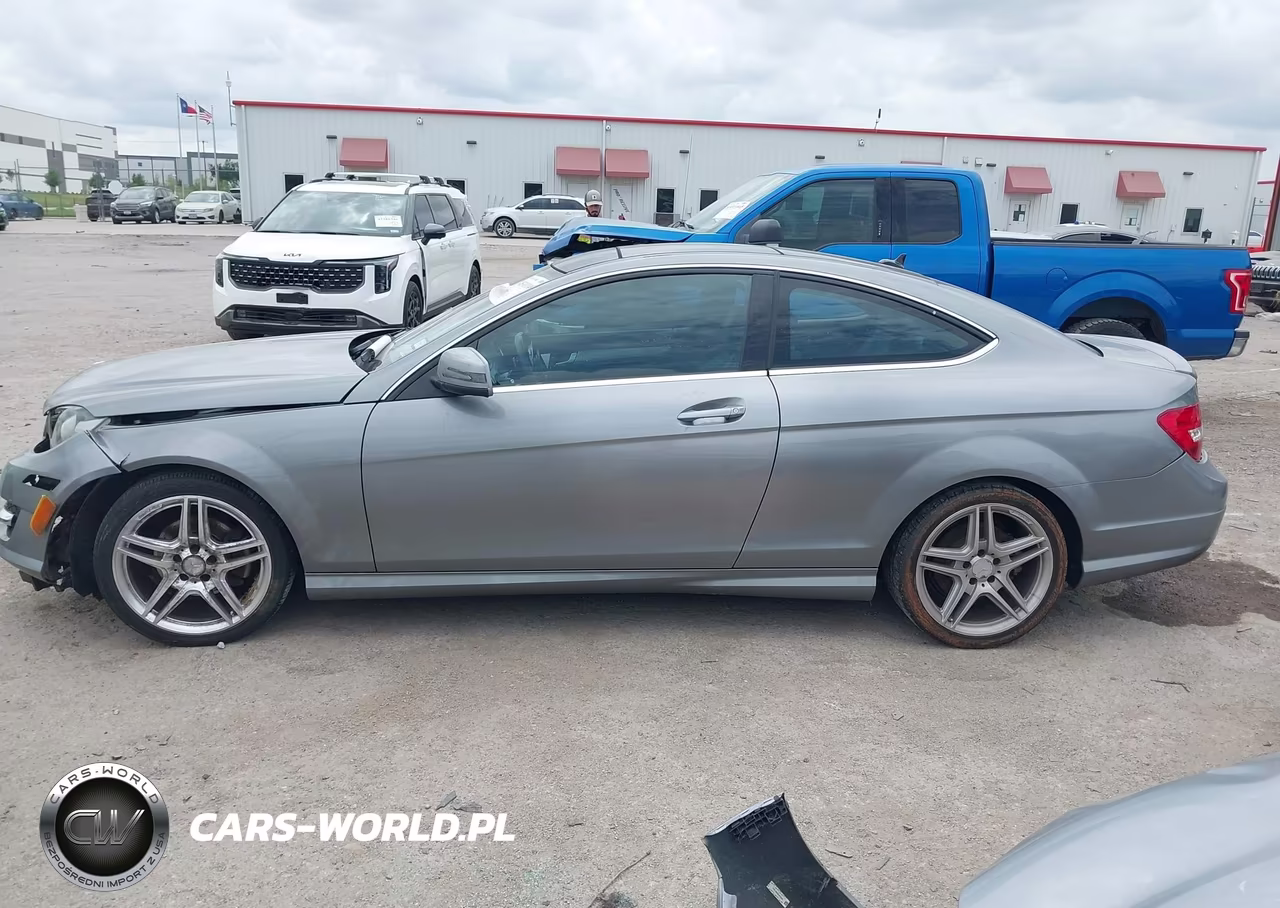 2013 Mercedes-Benz C 250 VIN:WDDGJ4HB7DG048879 - 14