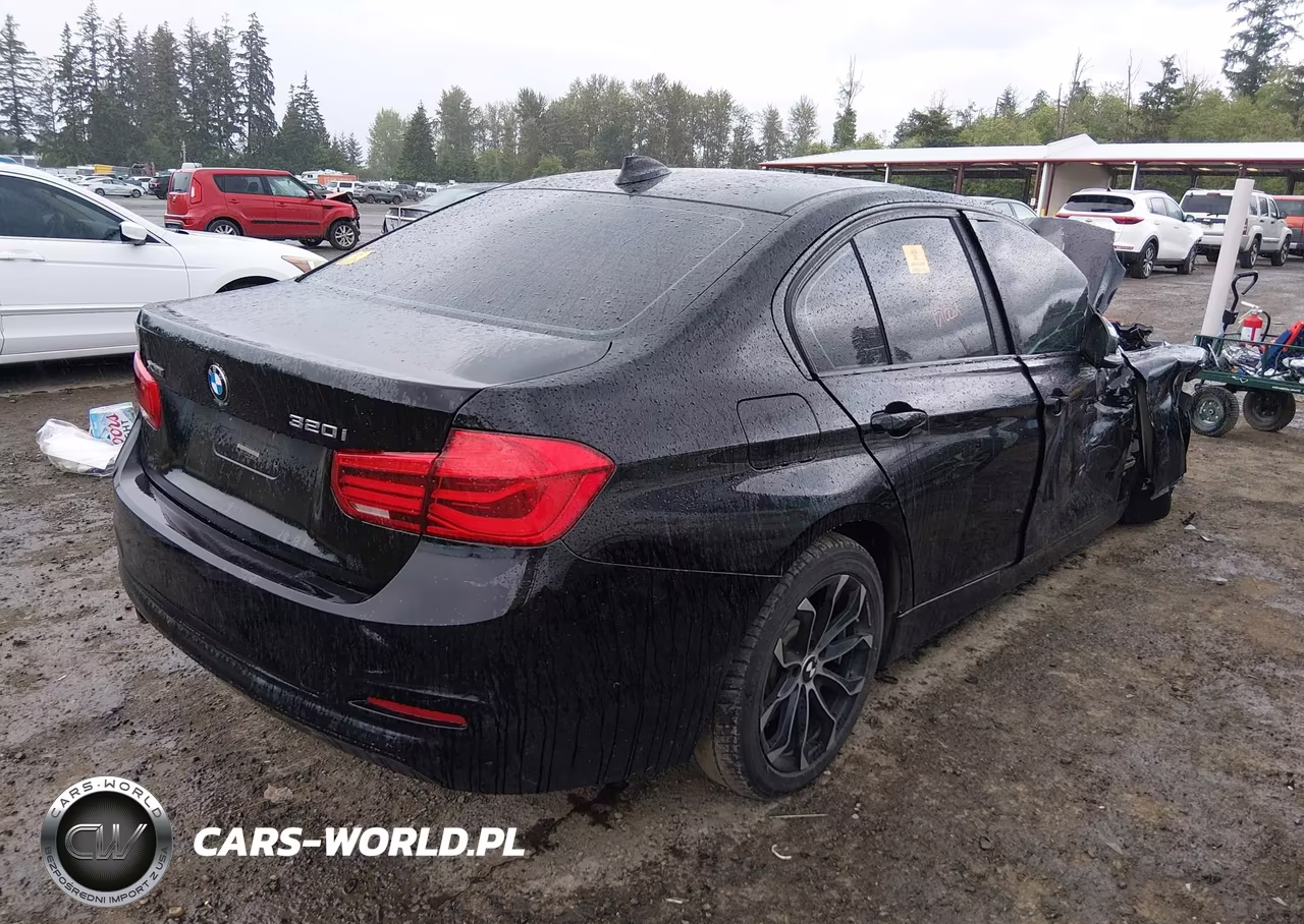 2017 BMW 320I xDrive VIN:WBA8E5G59HNU22413 - 4