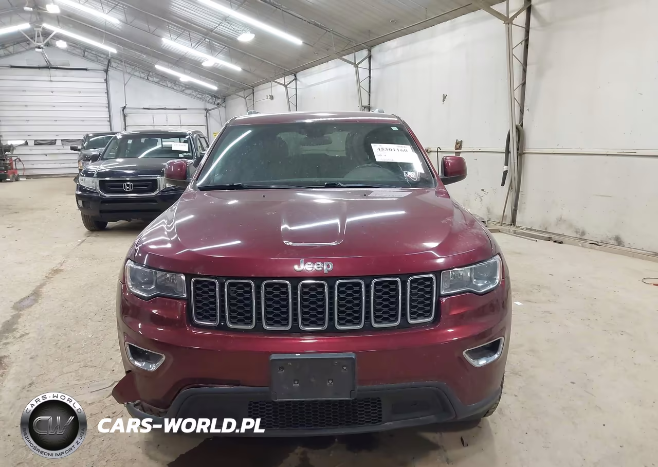 2018 Jeep Grand Cherokee Laredo E 4X4 VIN:1C4RJFAG2JC143891 - 12