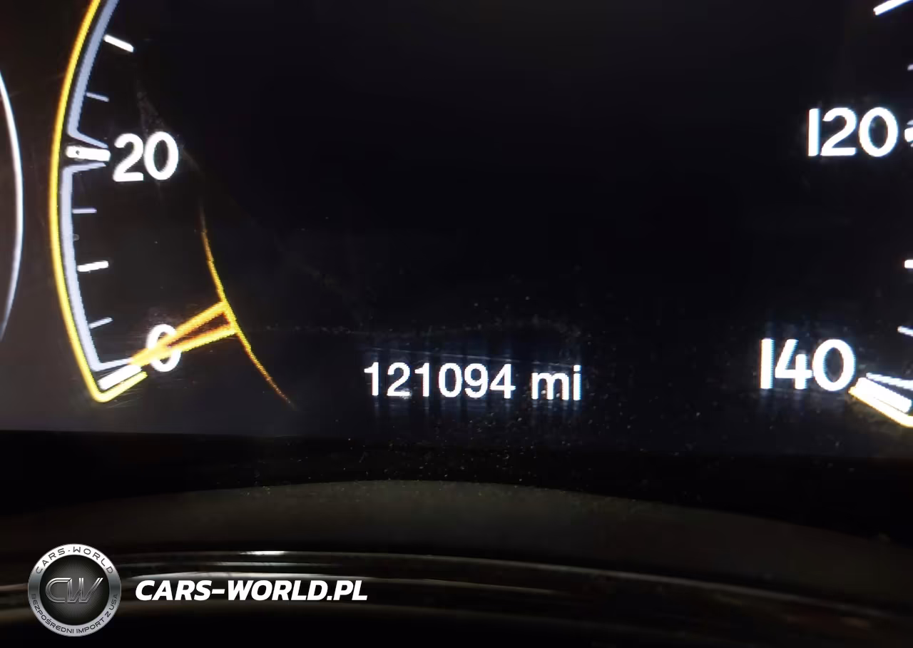 2018 Jeep Grand Cherokee Laredo E 4X4 VIN:1C4RJFAG2JC143891 - 15