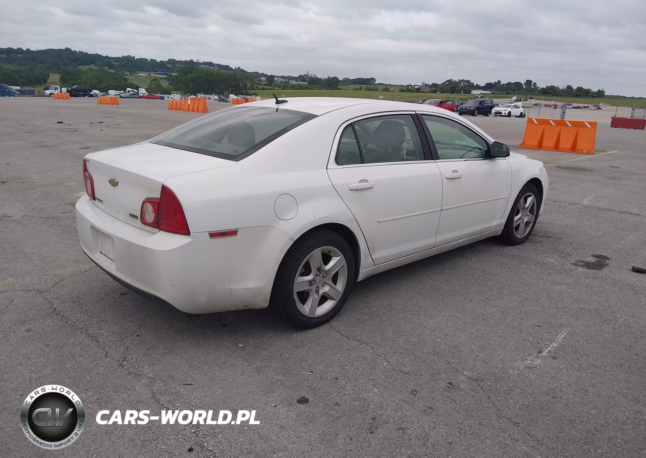 2011 Chevrolet Malibu Ls VIN:1G1ZA5EU0BF136201 - 4