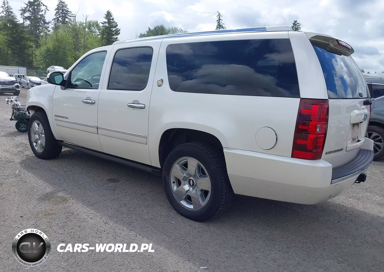 2010 Chevrolet Suburban 1500 Ltz VIN:1GNUKKE35AR271800 - 3