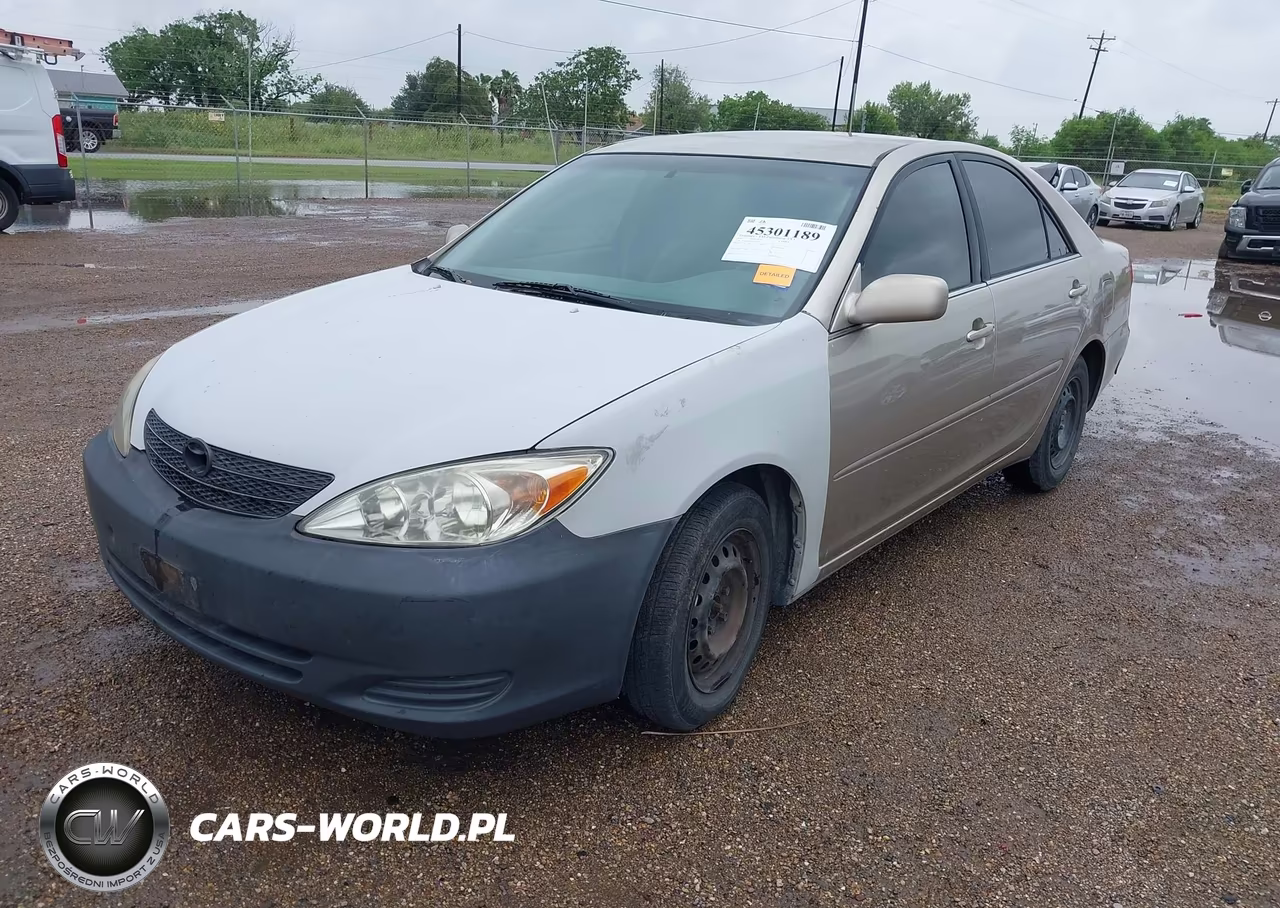 2002 Toyota Camry Le VIN:4T1BE32KX2U510373 - 2