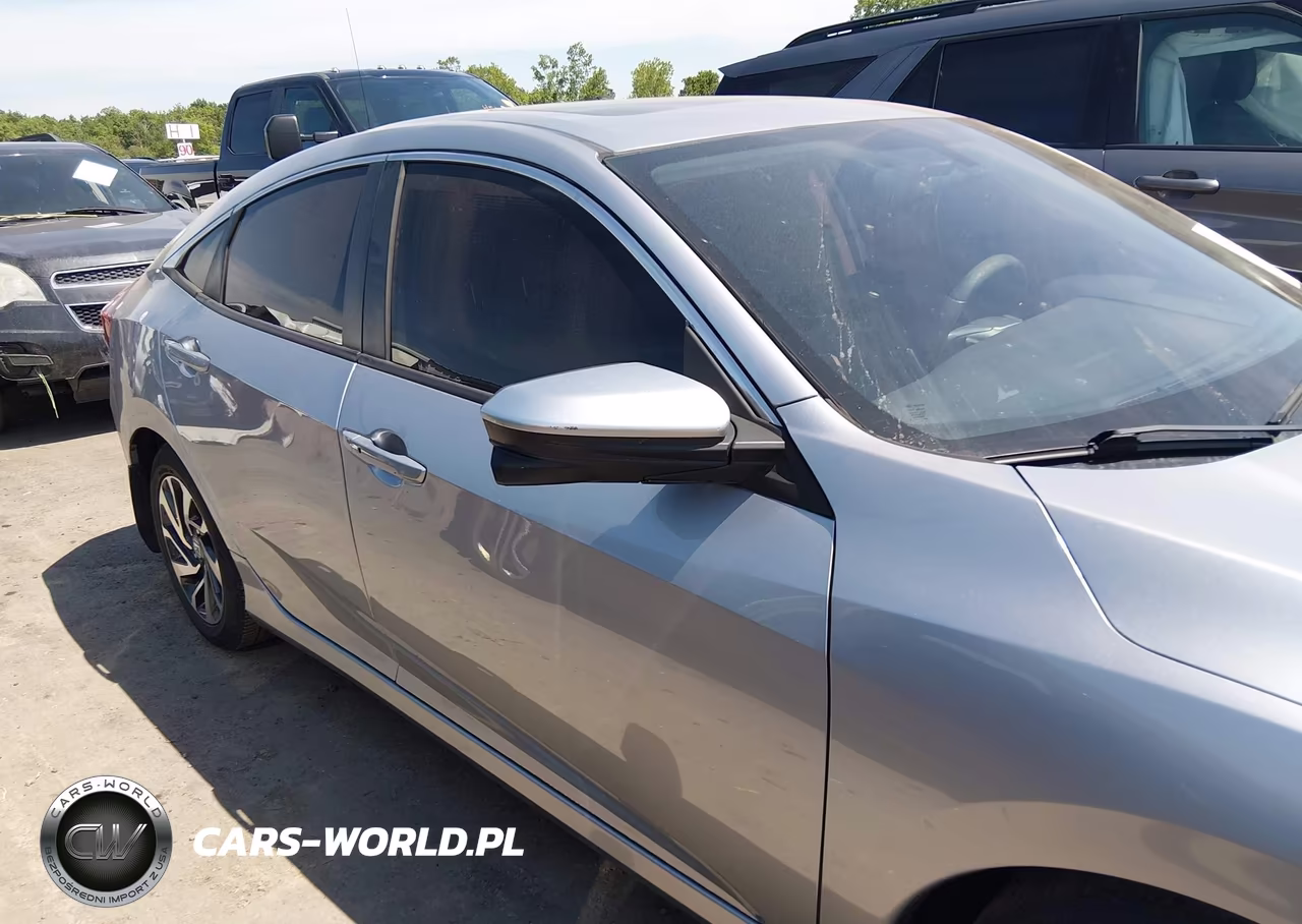 2018 Honda Civic Ex VIN:19XFC2F77JE025696 - 13