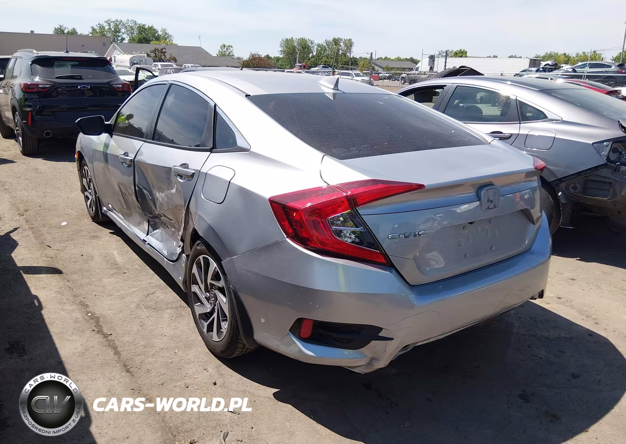 2018 Honda Civic Ex VIN:19XFC2F77JE025696 - 3
