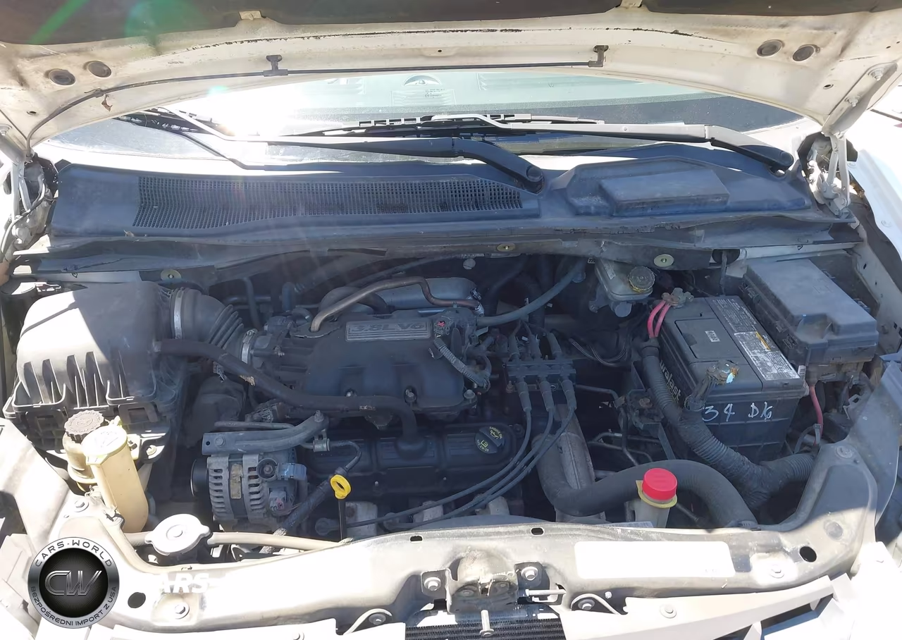 2010 Chrysler Town & Country Touring VIN:2A4RR5D16AR266220 - 10