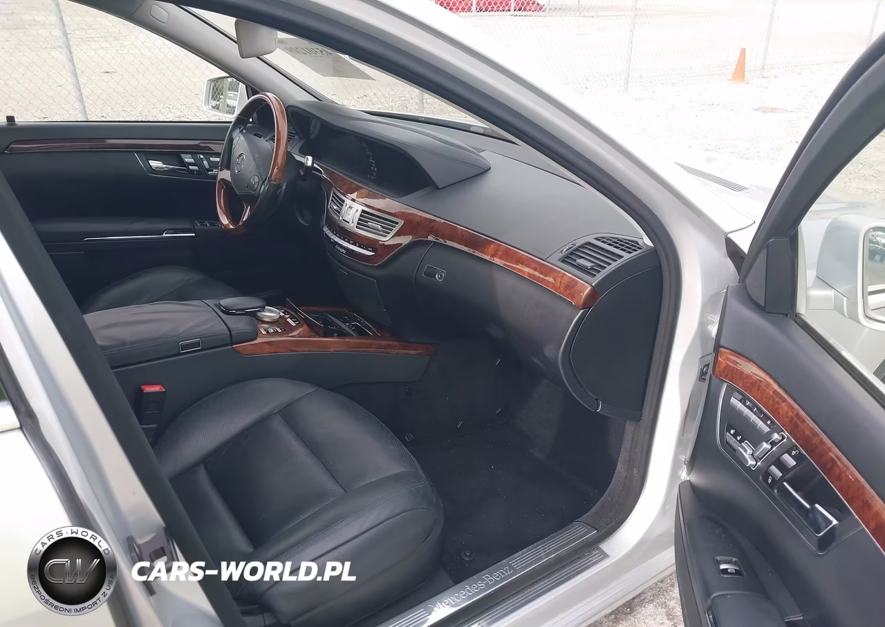 2010 Mercedes-Benz S 550 4Matic VIN:WDDNG8GB0AA315809 - 5