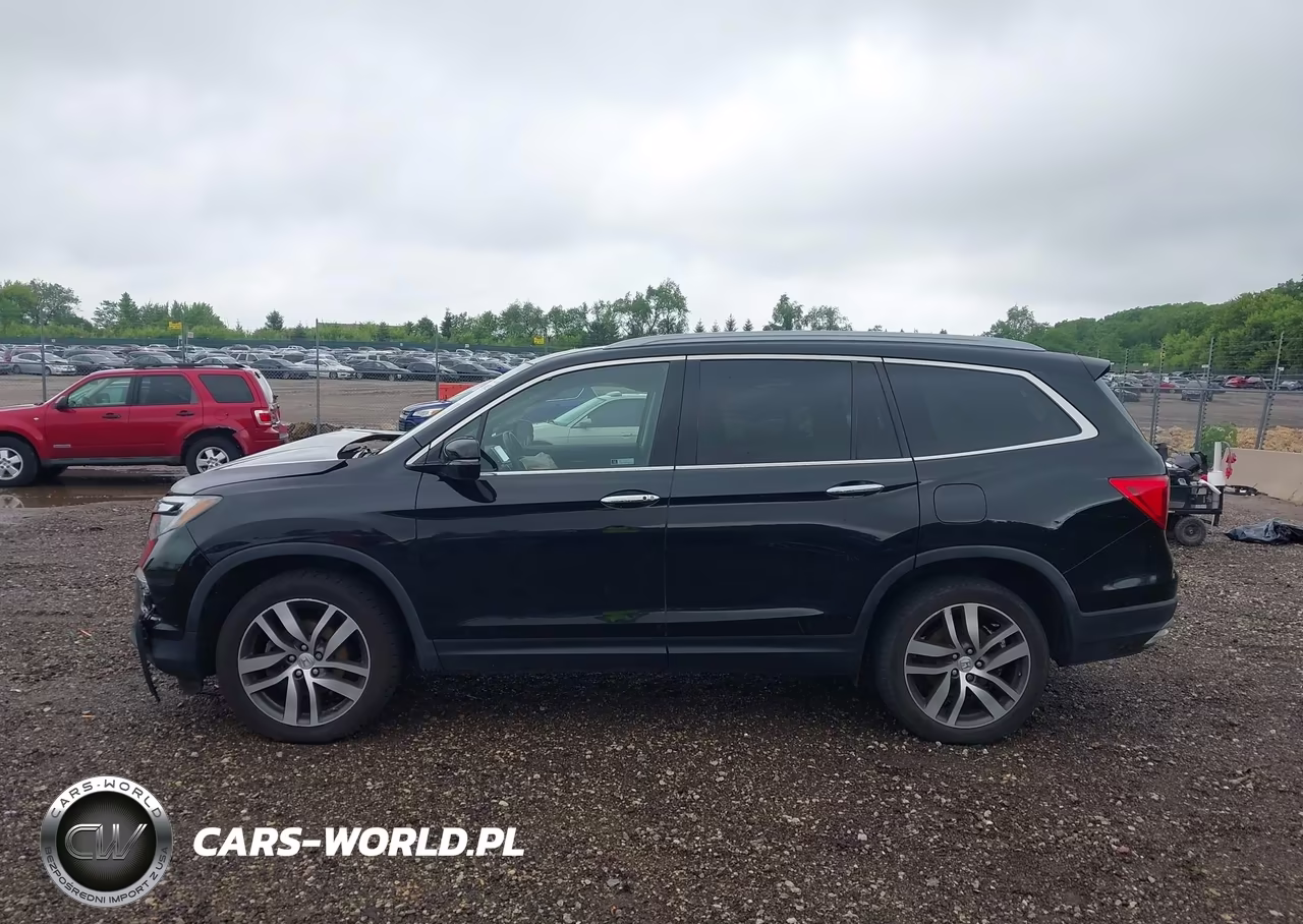 2018 Honda Pilot Touring VIN:5FNYF6H94JB003476 - 14
