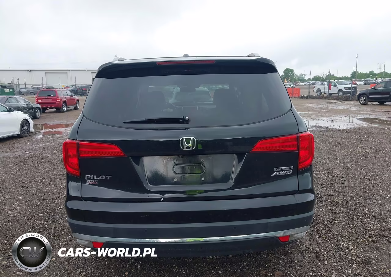2018 Honda Pilot Touring VIN:5FNYF6H94JB003476 - 16