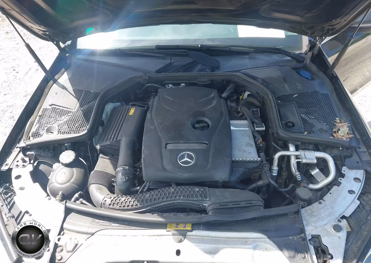 2018 Mercedes-Benz C 300 4Matic VIN:55SWF4KB3JU252695 - 10