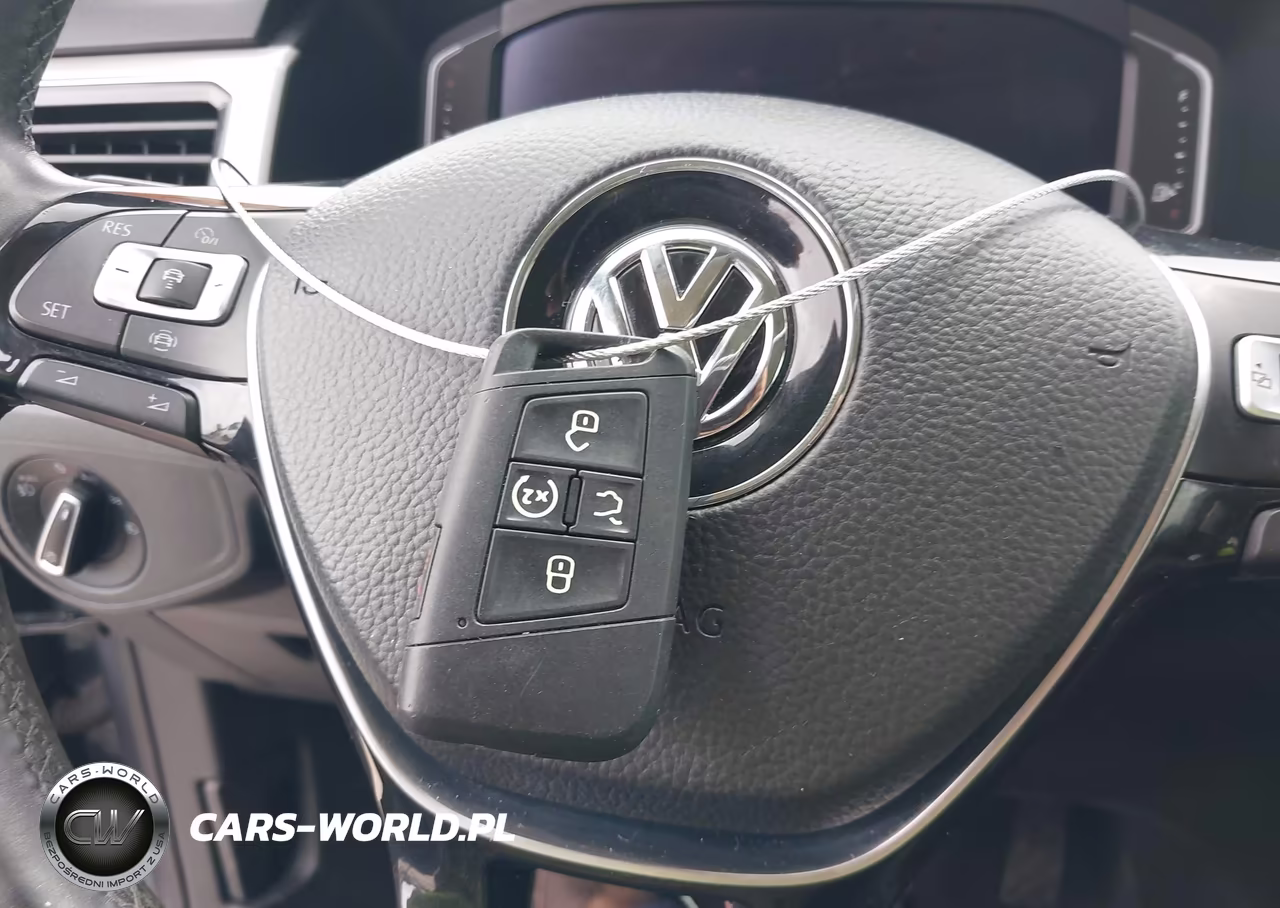 2019 Volkswagen Atlas 3.6L V6 Sel VIN:1V2ER2CA7KC589270 - 11