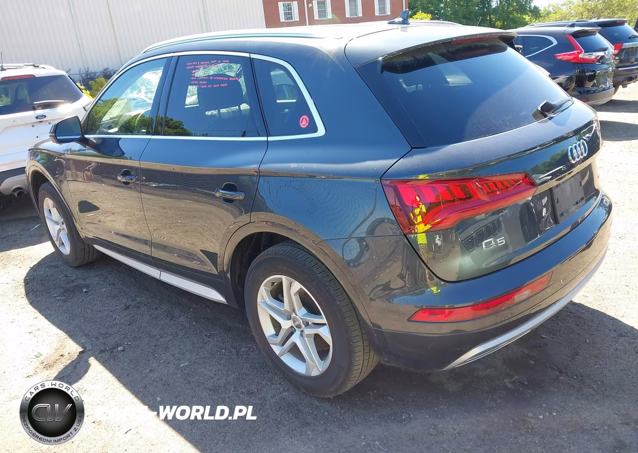 2019 Audi Q5 45 Premium VIN:WA1ANAFY3K2026246 - 3