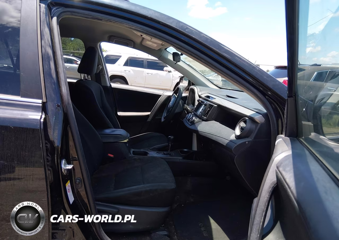 2018 Toyota Rav4 Le VIN:2T3ZFREV8JW417698 - 5