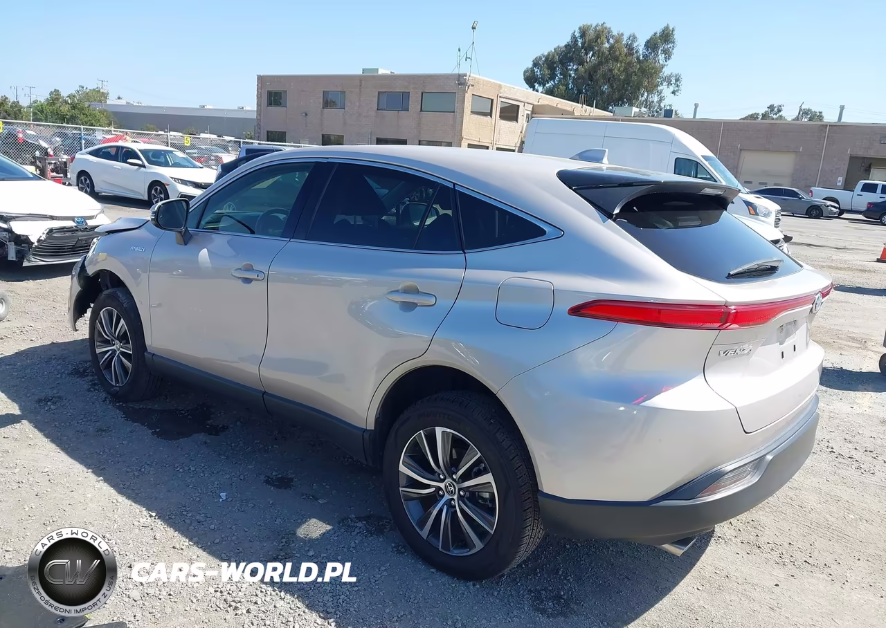 2021 Toyota Venza Le VIN:JTEAAAAH3MJ030567 - 3
