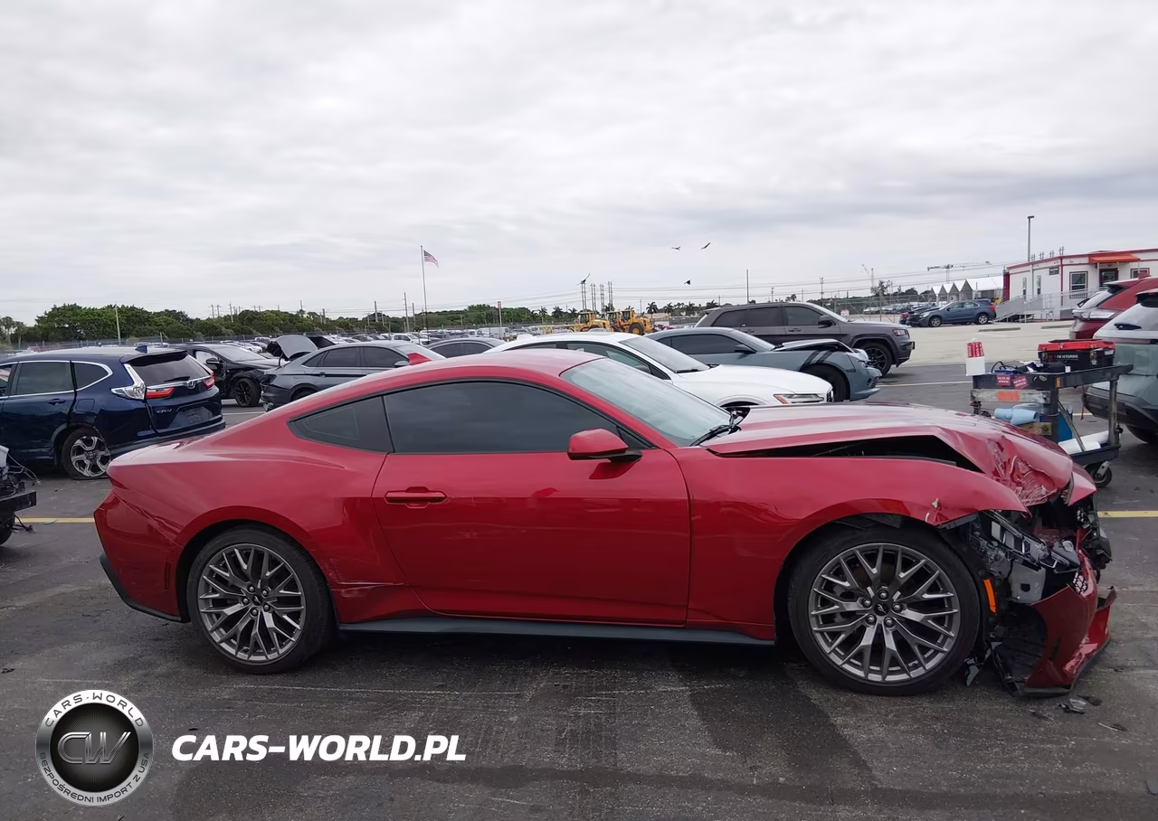 2024 Ford Mustang Ecoboost Premium Fastback VIN:1FA6P8TH3R5133072 - 13