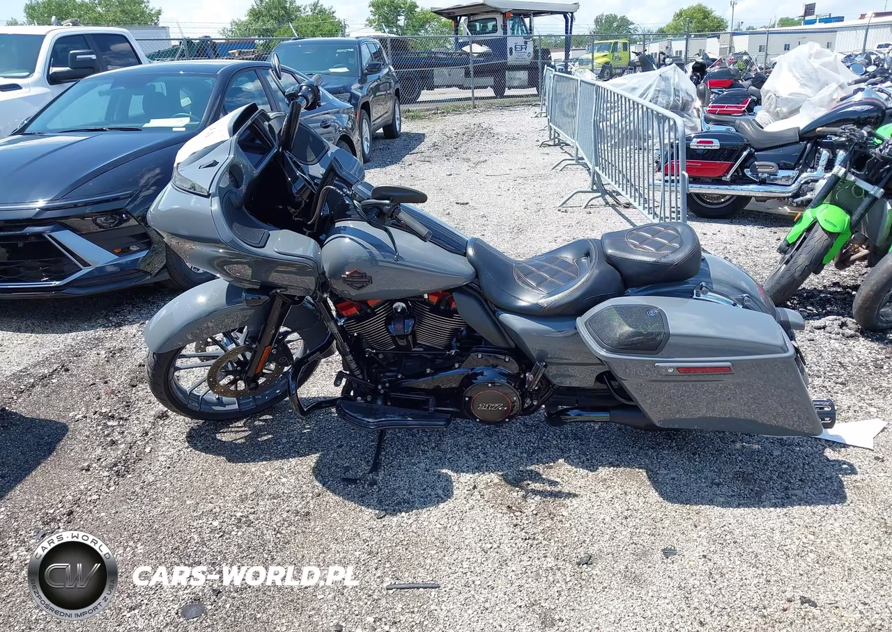 2018 Harley-Davidson Fltrxse Cvo Road Glide VIN:1HD1TCL15JB958167 - 12