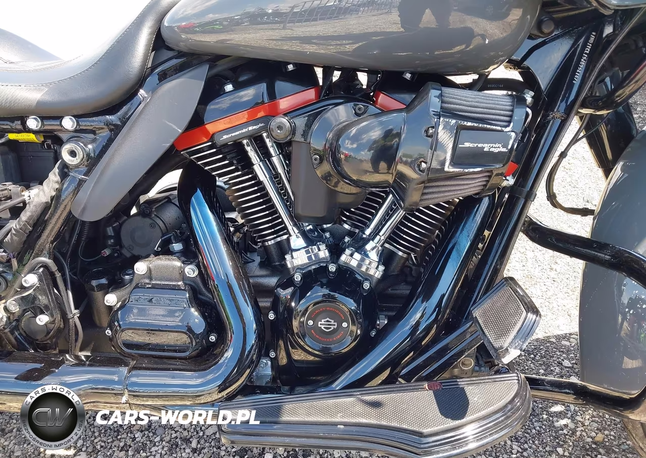 2018 Harley-Davidson Fltrxse Cvo Road Glide VIN:1HD1TCL15JB958167 - 8