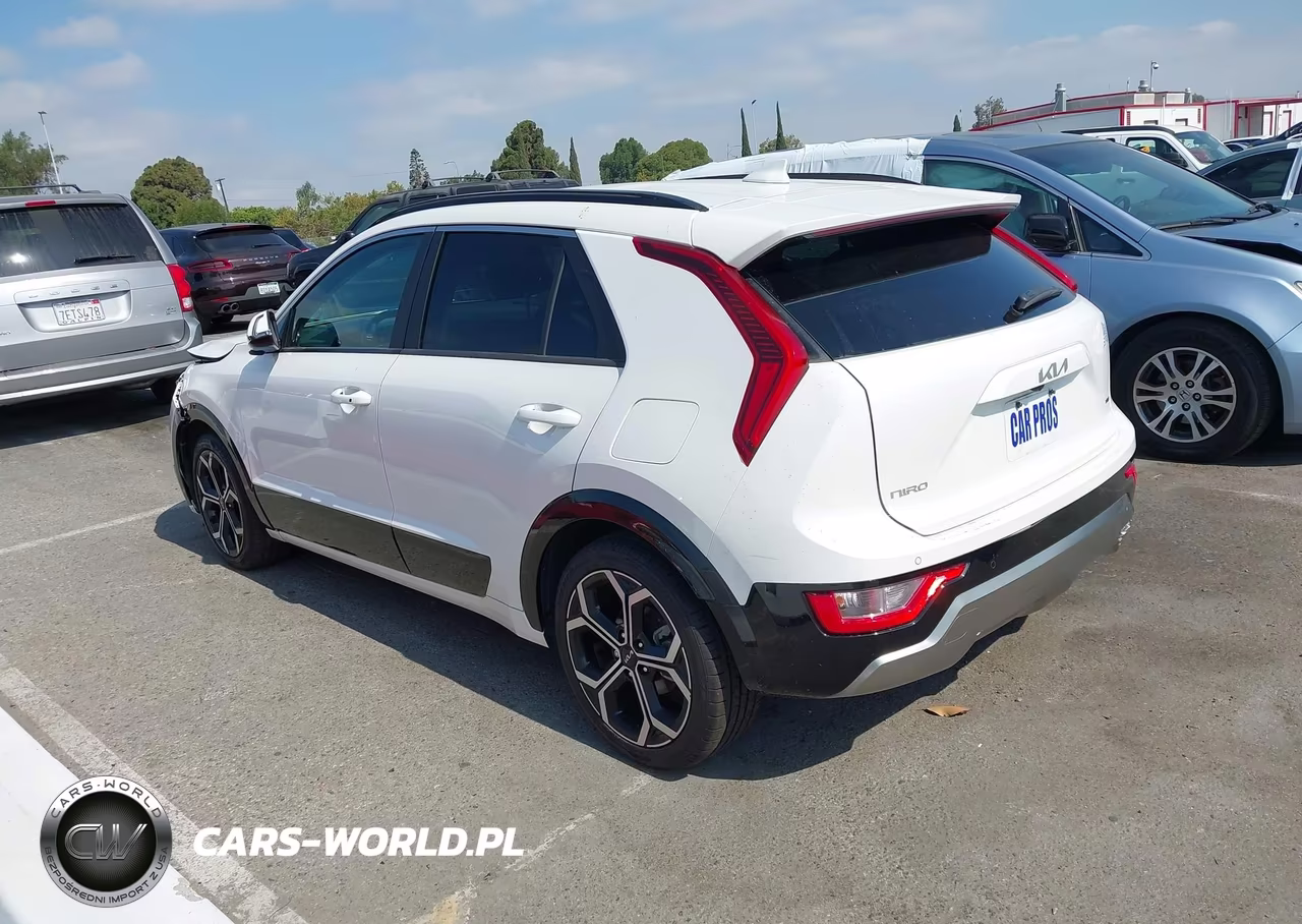 2024 Kia Niro Ex Touring VIN:KNDCR3LE0R5137953 - 3
