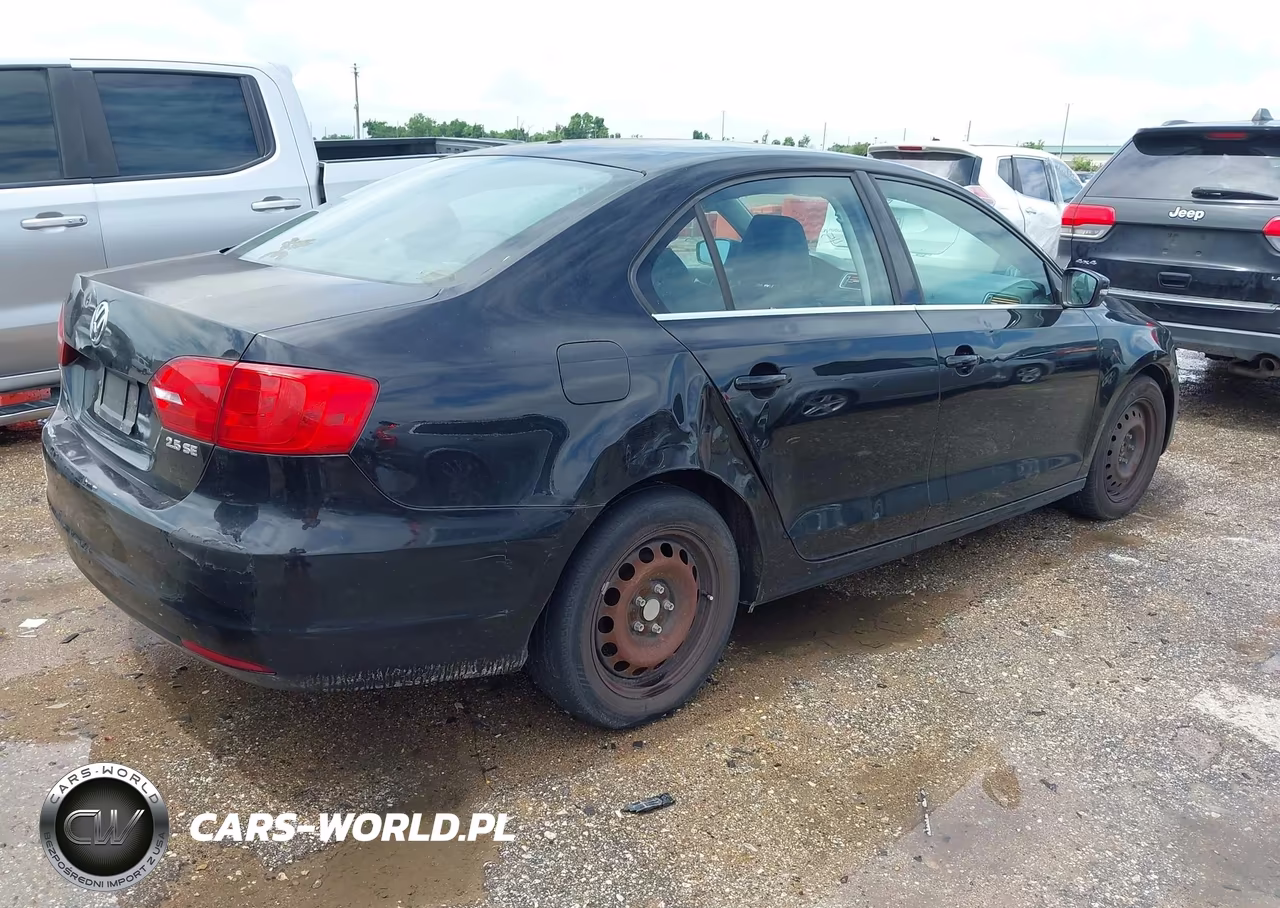 2013 Volkswagen Jetta 2.5L Se VIN:3VWDP7AJ1DM404230 - 4
