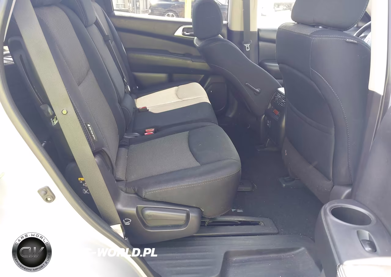 2018 Nissan Pathfinder S VIN:5N1DR2MNXJC625462 - 8