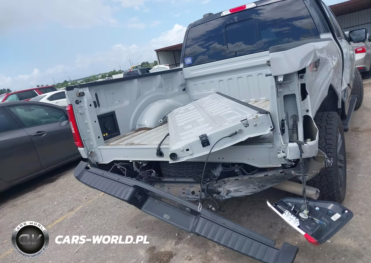 2023 Ford F-150 Xlt VIN:1FTFW1E56PKD92595 - 16