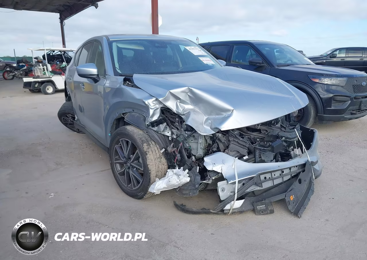 2018 Mazda Cx-5 Touring – zdjęcie 1 z 17