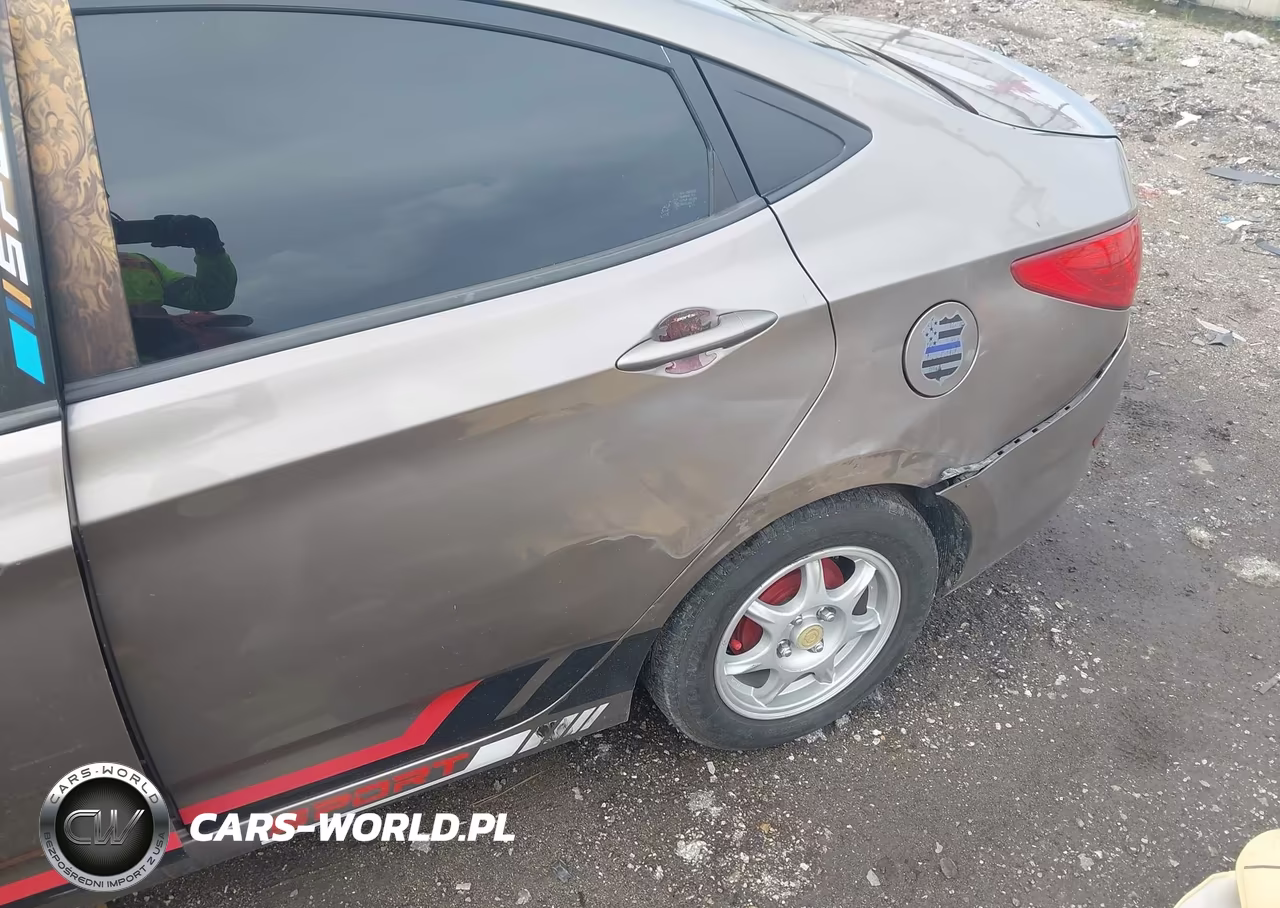 2013 Hyundai Accent Gls VIN:KMHCT4AE1DU349491 - 6