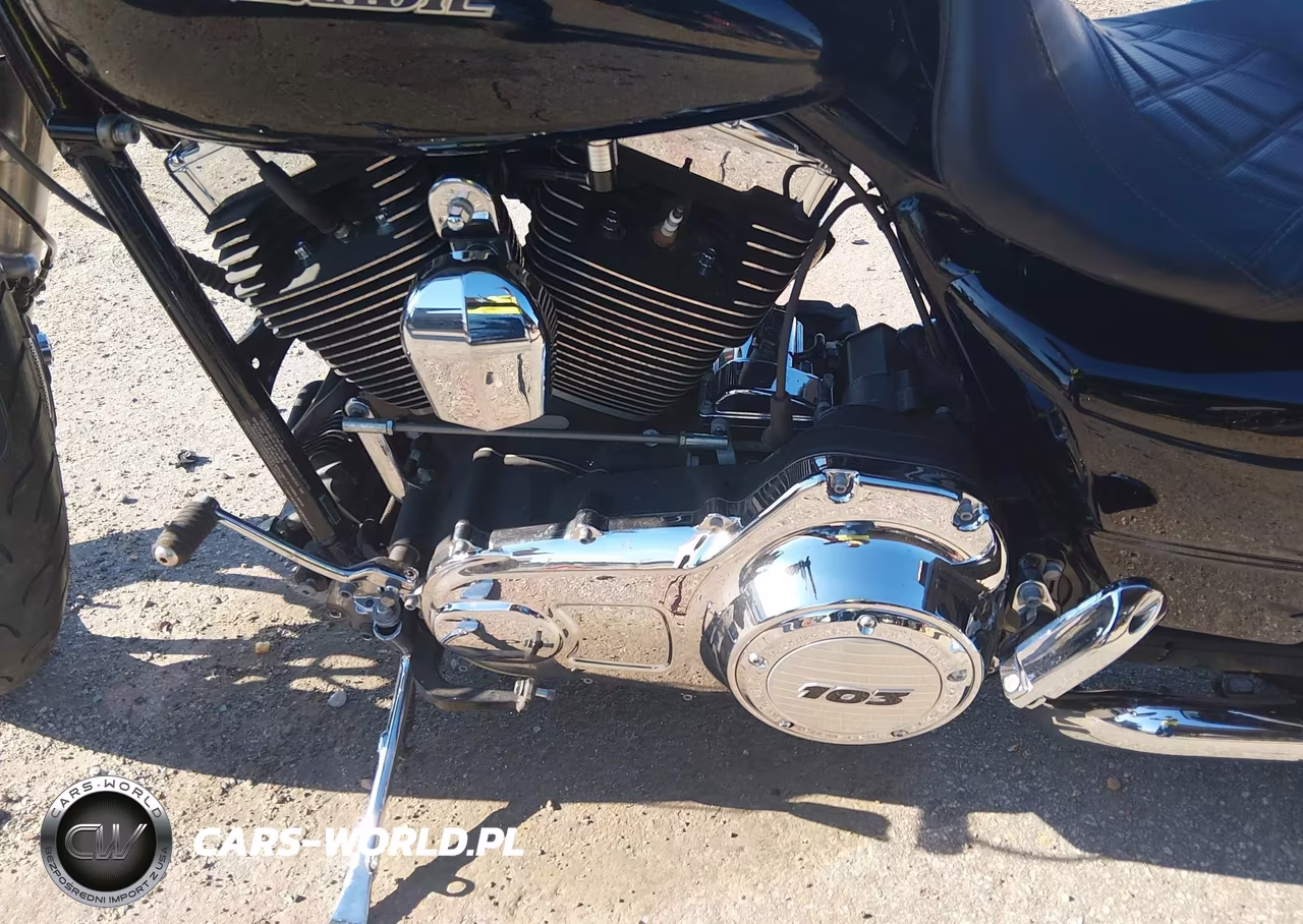 2012 Harley-Davidson Flhx Street Glide VIN:1HD1KBM19CB664933 - 9