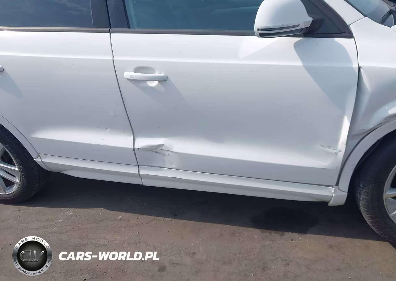 2017 Audi Q3 2.0T Premium VIN:WA1BCCFS4HR015970 - 17