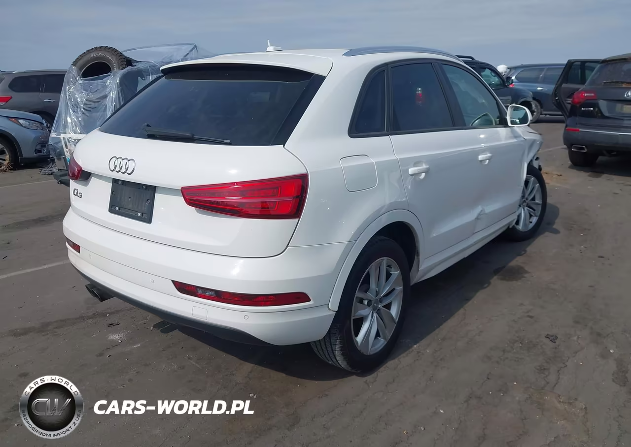 2017 Audi Q3 2.0T Premium VIN:WA1BCCFS4HR015970 - 4