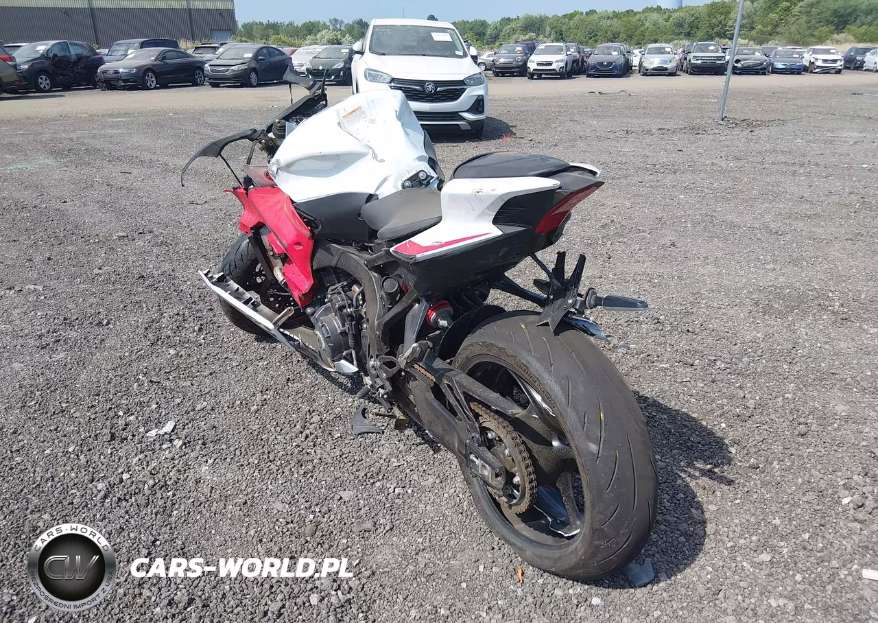 2025 Yamaha Yzf890 VIN:JYARNA3E3SA000959 - 3