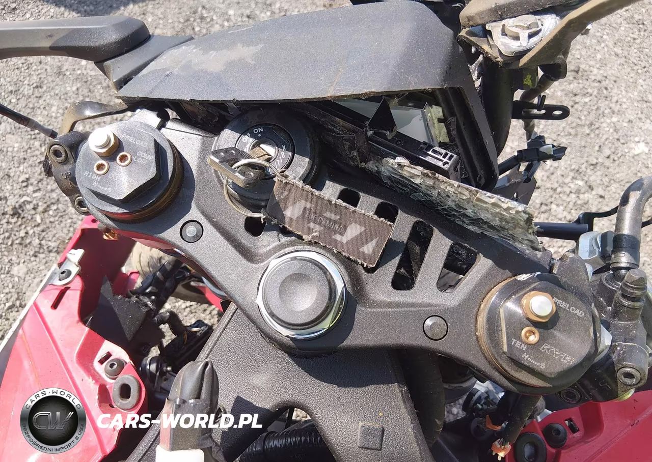 2025 Yamaha Yzf890 VIN:JYARNA3E3SA000959 - 7